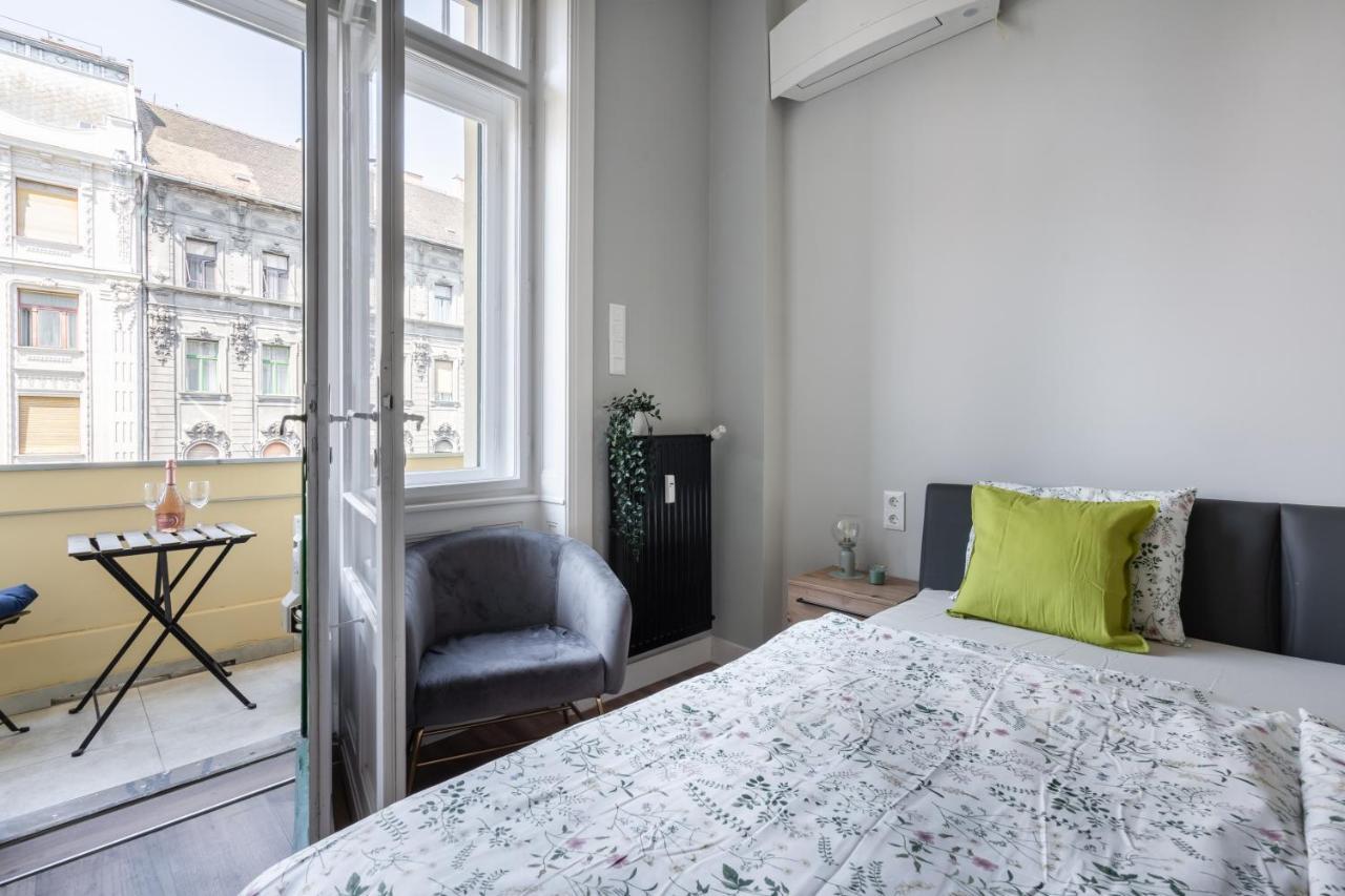 Апартаменты Buenos Boutique - A/C, 2 Bathrms, Amazing View Будапешт Экстерьер фото